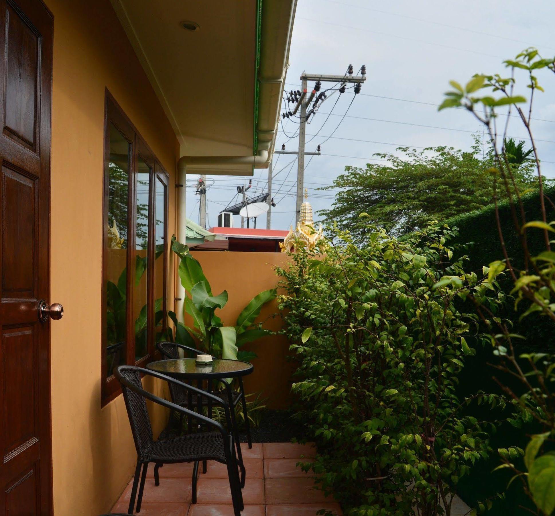 Sucholtee Resort Surat Thani Bagian luar foto