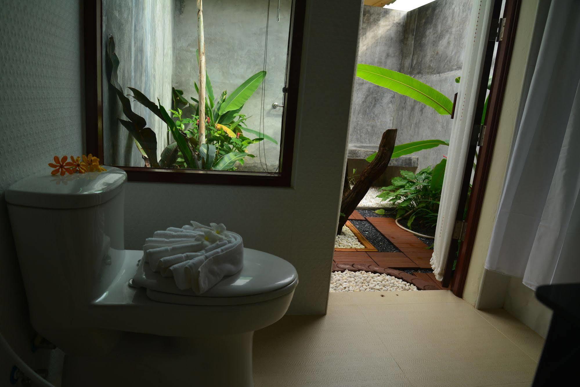 Sucholtee Resort Surat Thani Bagian luar foto